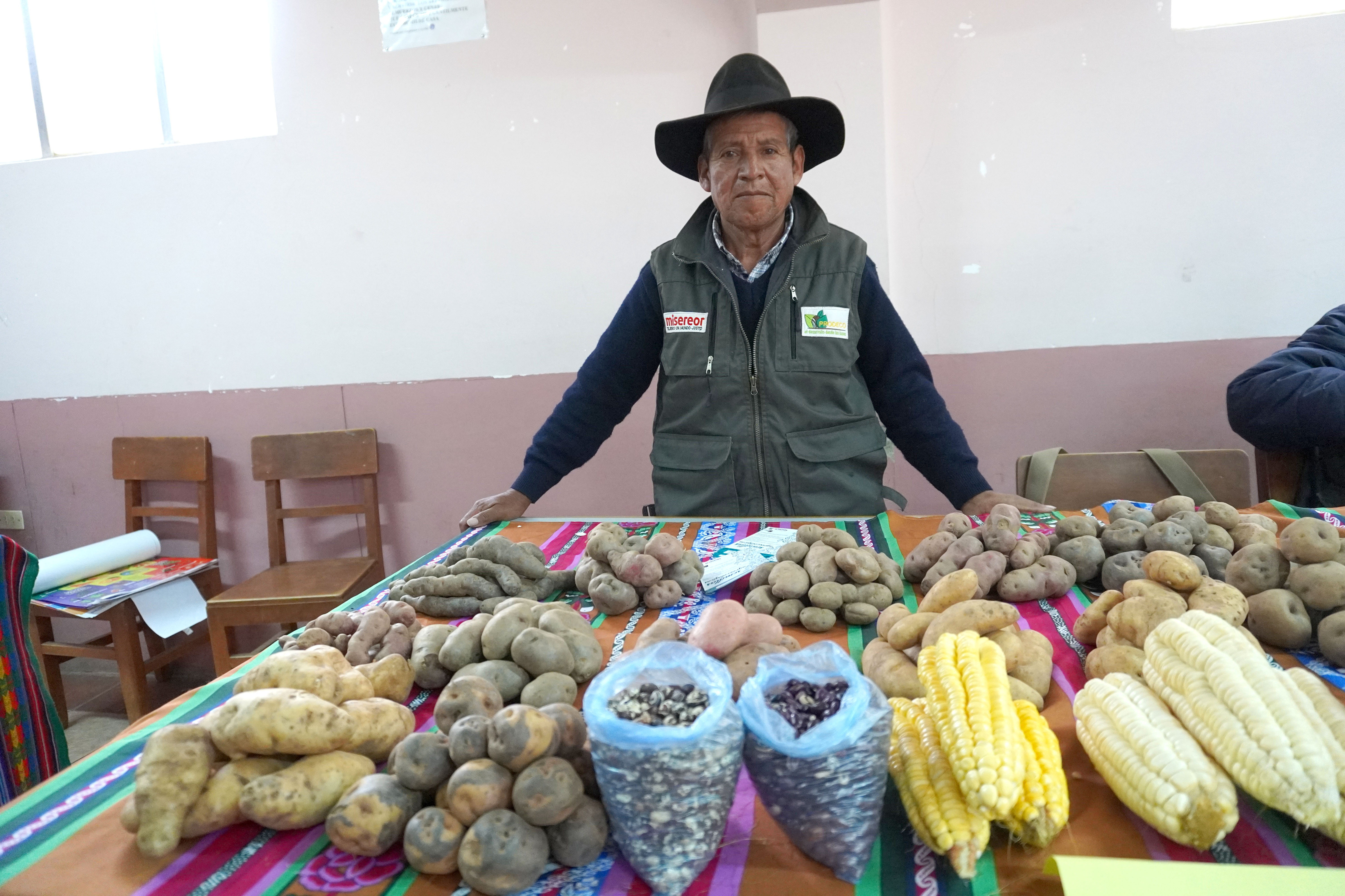 Boliviaanse markt met knollen