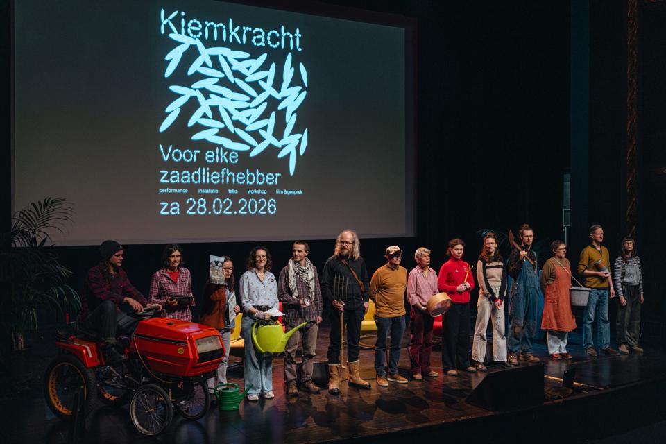 Netwerk Voedsel Anders op podium Kiemkracht