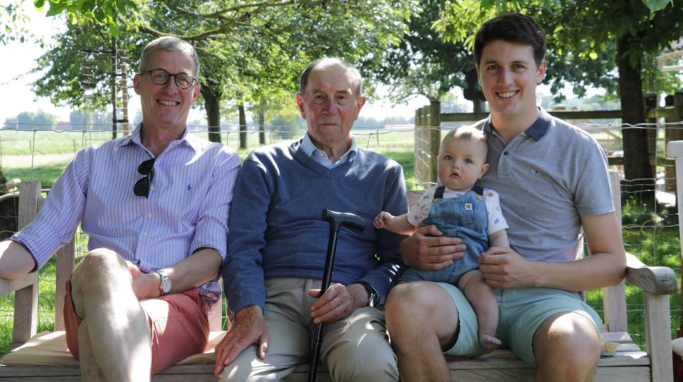 Vader, grootvader, zoon en Bert Defruyt